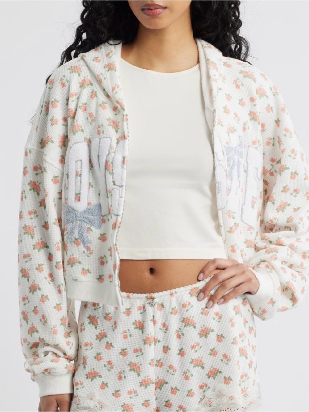 NWOT! Boys Lie Alex Sunshine and Bows Crop Zop Hoodie - Picture 2 of 14